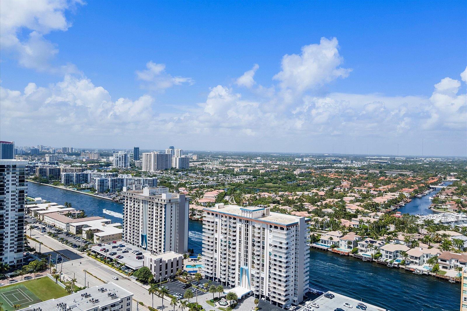 Photo of 1500 Ocean  #Unit F8, Hollywood, Florida, 33019 - 47-1500 S Ocean Dr apt 8f_047