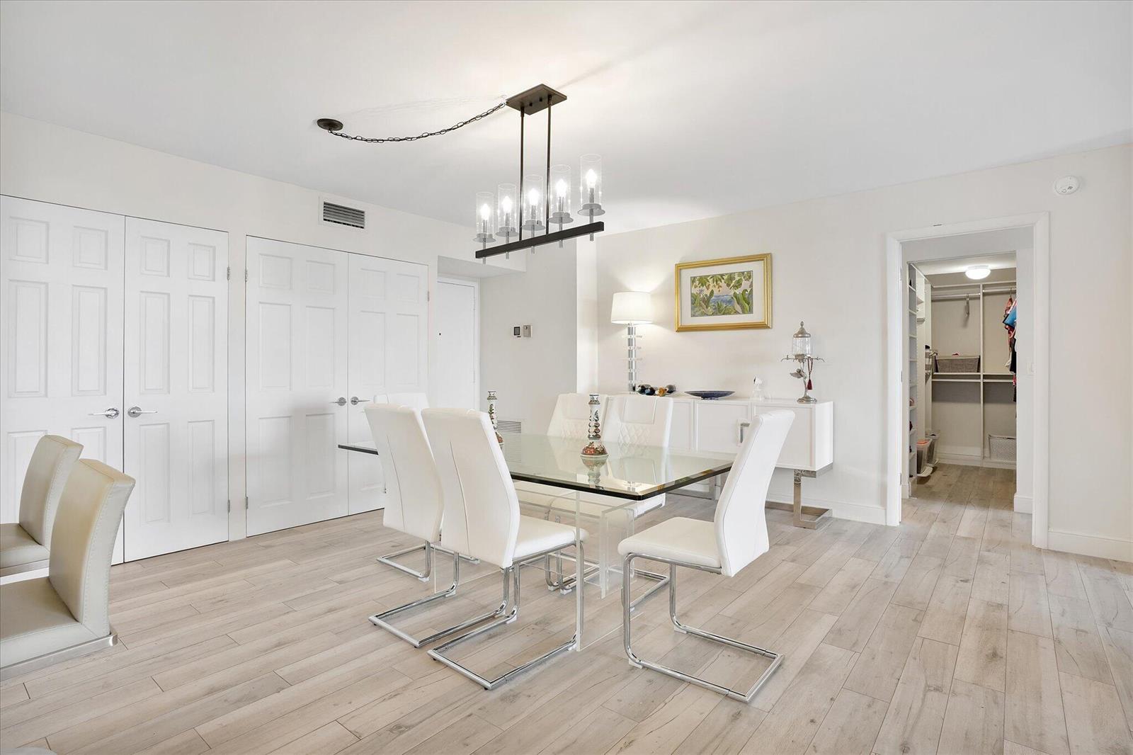 Photo of 1500 Ocean  #Unit F8, Hollywood, Florida, 33019 - 2e