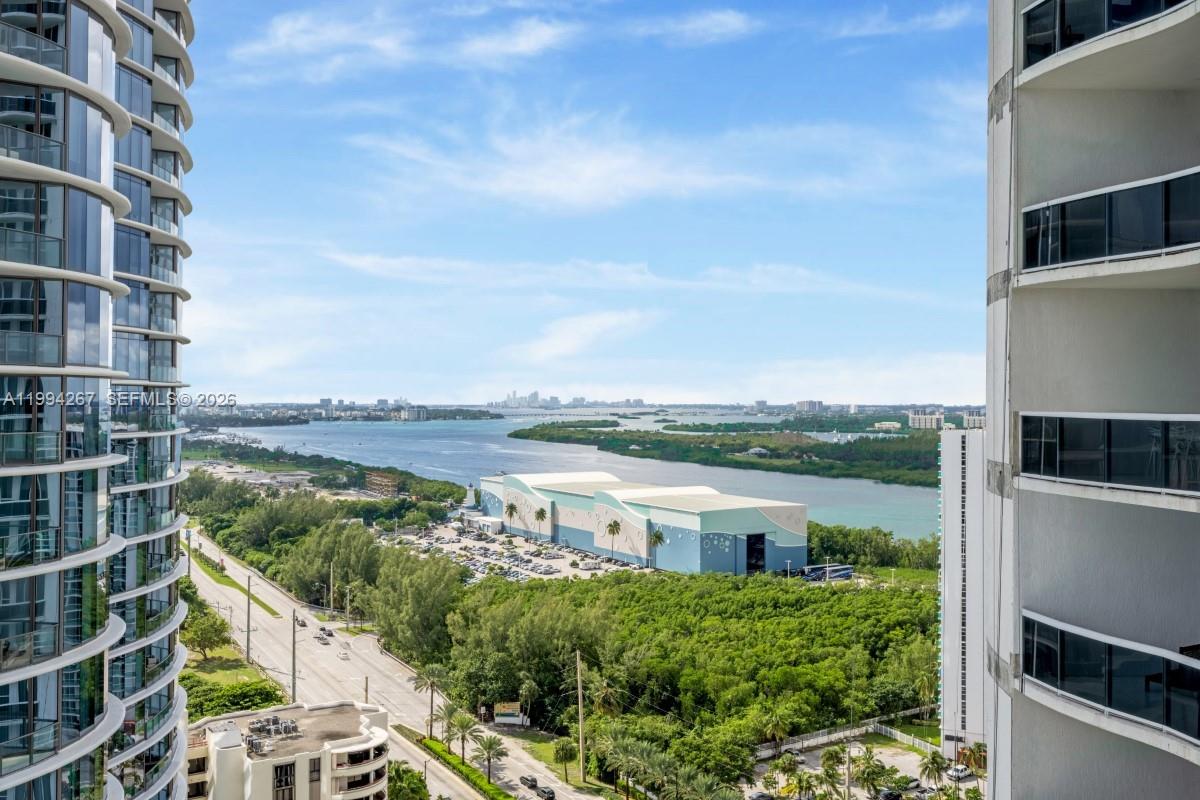 2002 3 / 4 1974 sq. ft. $ 2026-04-02 0 Photo