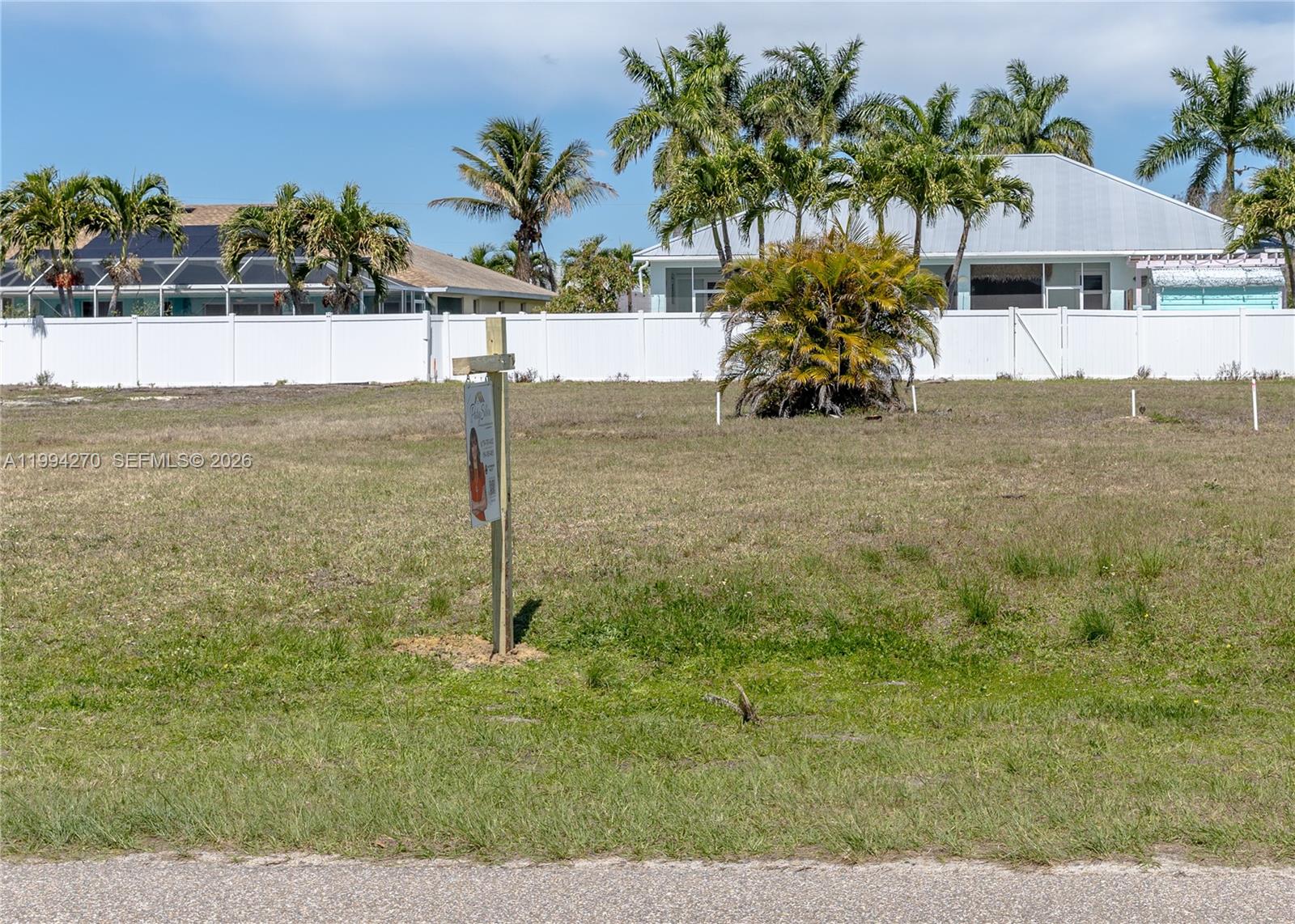 Ver detalles / sq. ft. $ 2026-04-02 0 foto