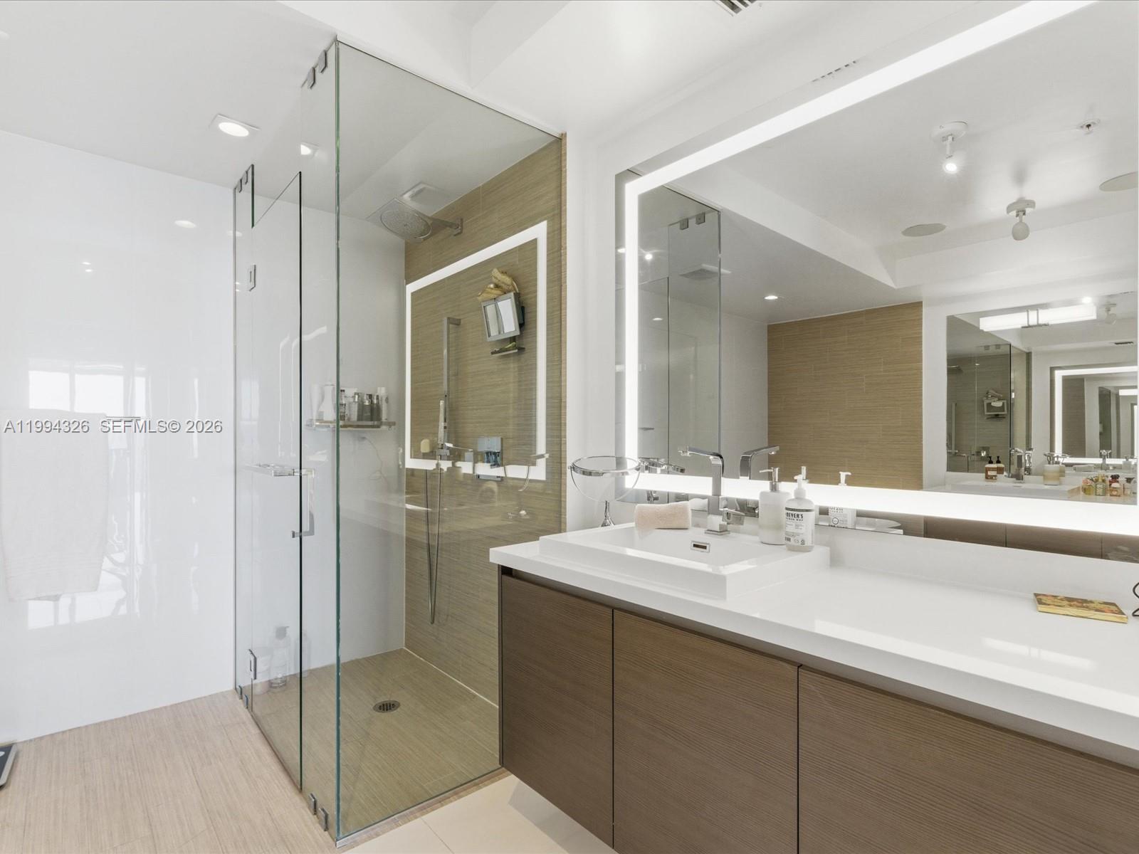 5-1508 3 / 4 1892 sq. ft. $ 2026-04-03 0 Photo