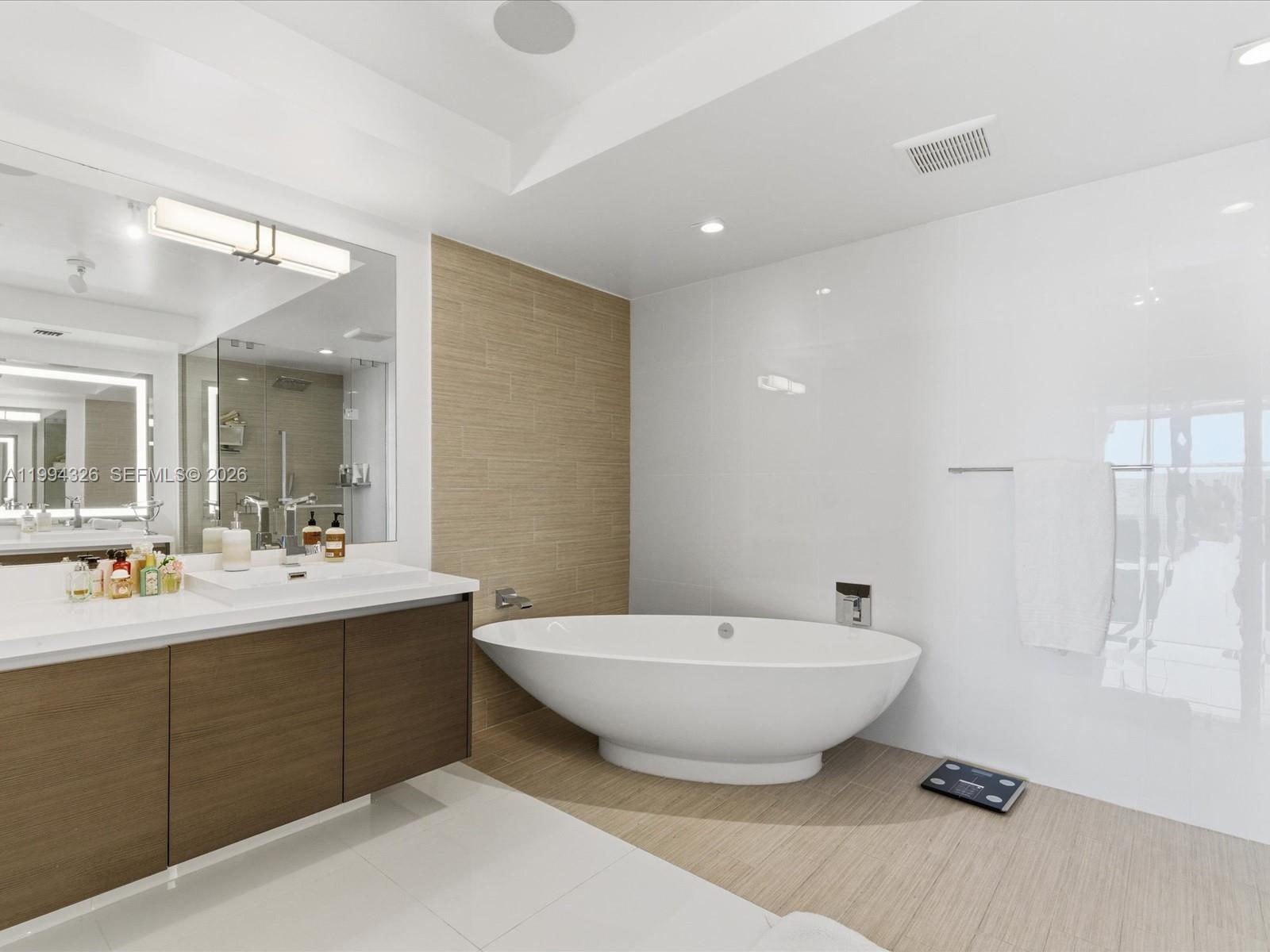 5-1508 3 / 4 1892 sq. ft. $ 2026-04-03 0 Photo