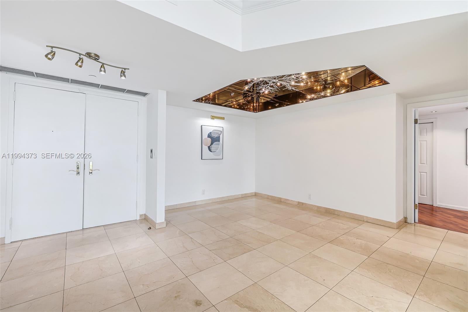 Photo of 20281 Country Club Dr  #1412, Aventura, Florida, 33180 - 