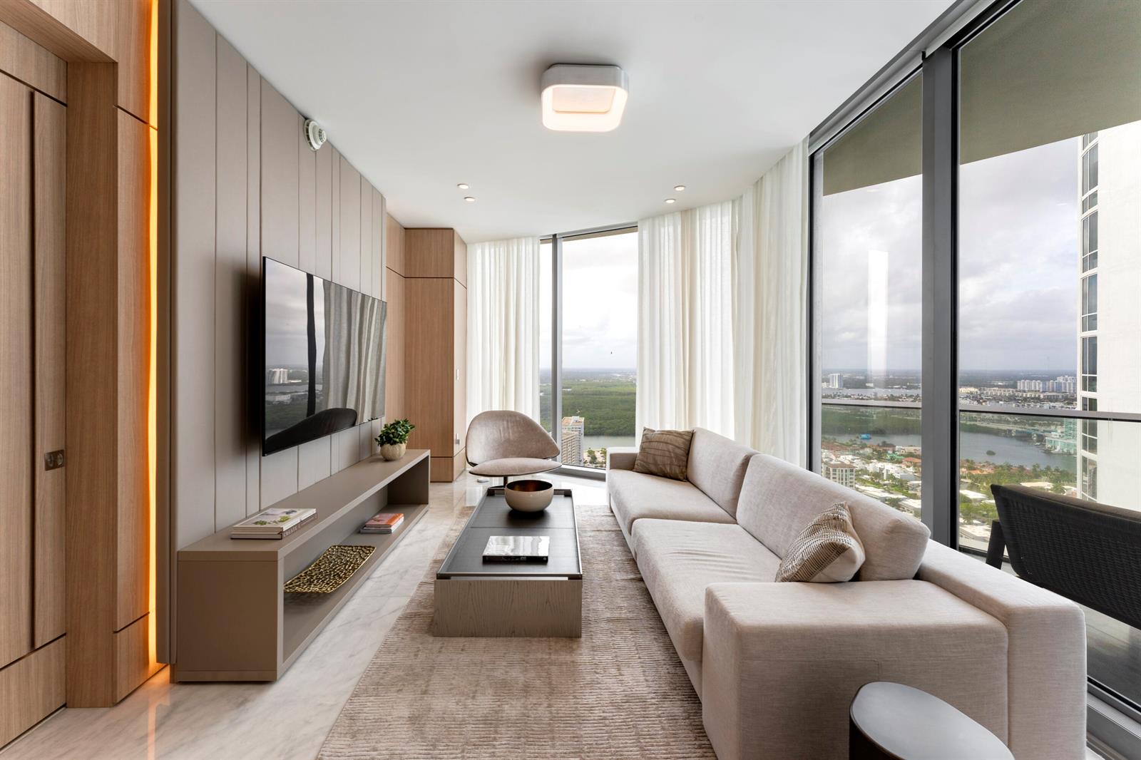 3901 3 /  2688 sq. ft. $ 2026-06-21 0 Photo