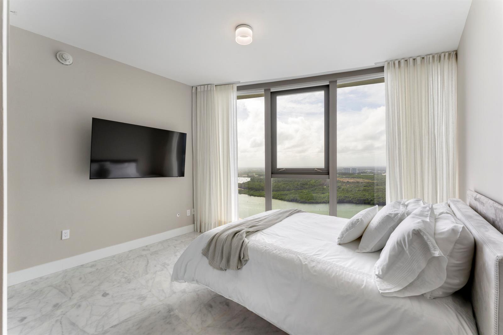 3901 3 /  2688 sq. ft. $ 2026-06-21 0 Photo