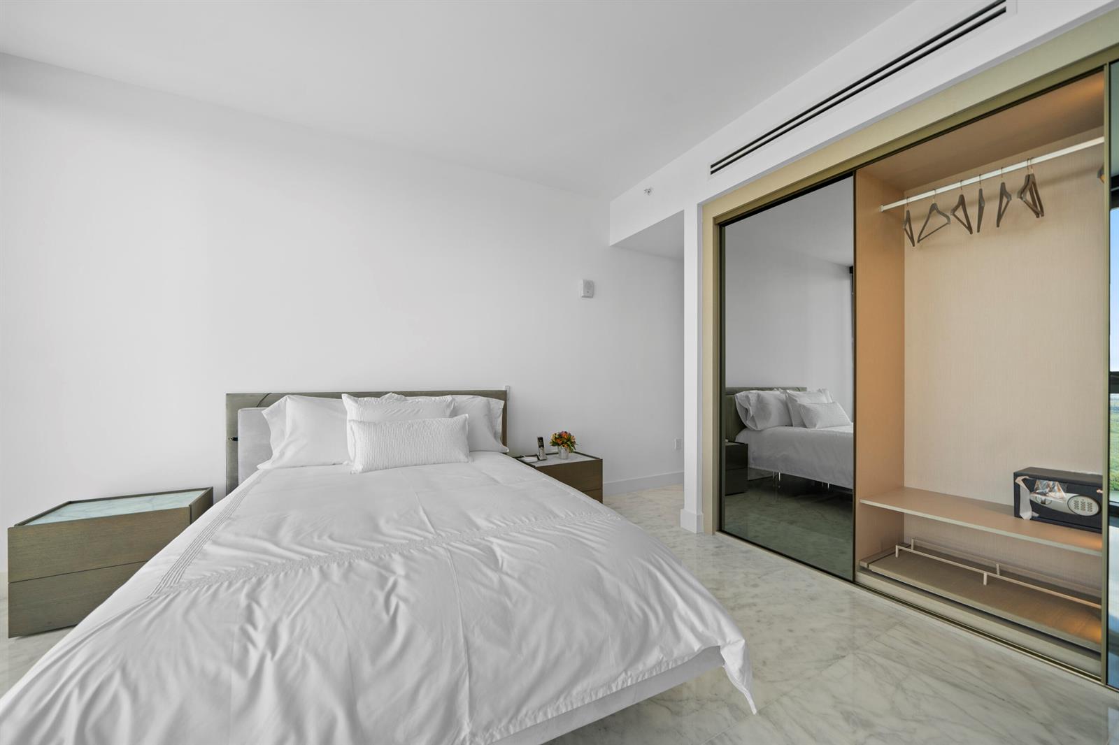 3901 3 /  2688 sq. ft. $ 2026-06-21 0 Photo