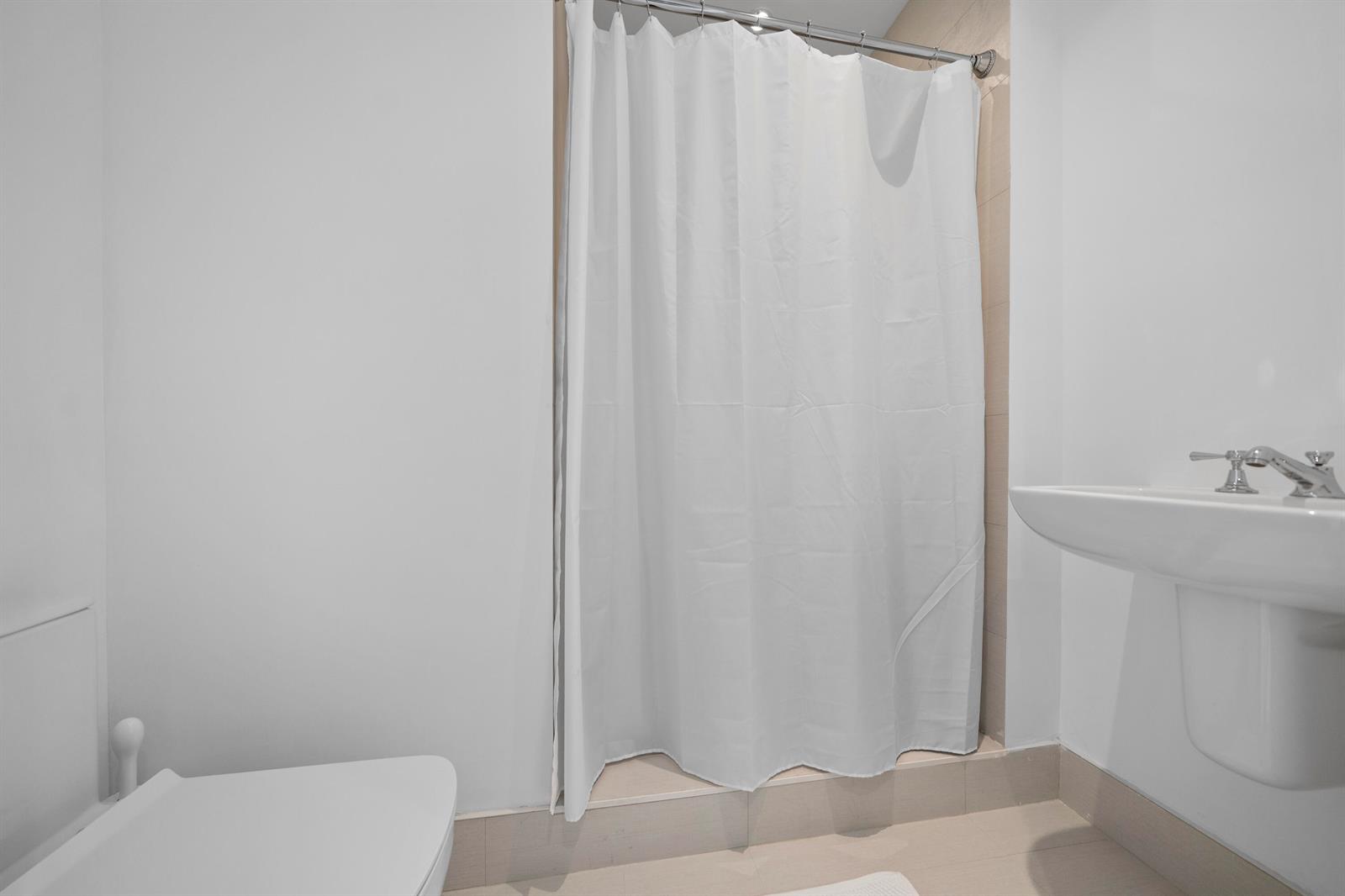 3901 3 /  2688 sq. ft. $ 2026-06-21 0 Photo