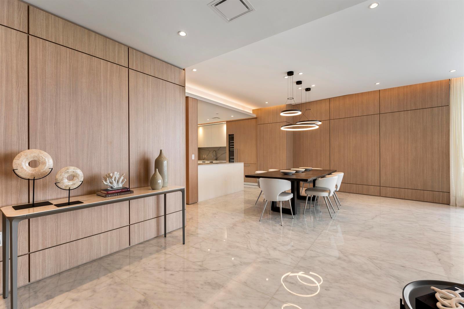 3901 3 /  2688 sq. ft. $ 2026-06-21 0 Photo