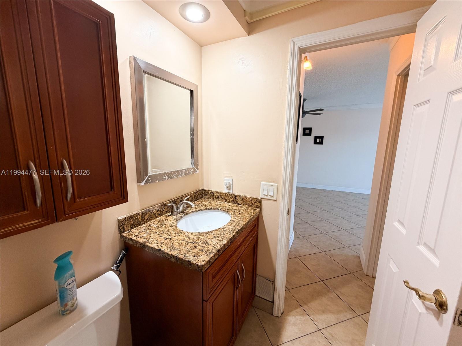 211 1 / 1 647 sq. ft. $ 2026-04-03 0 Photo