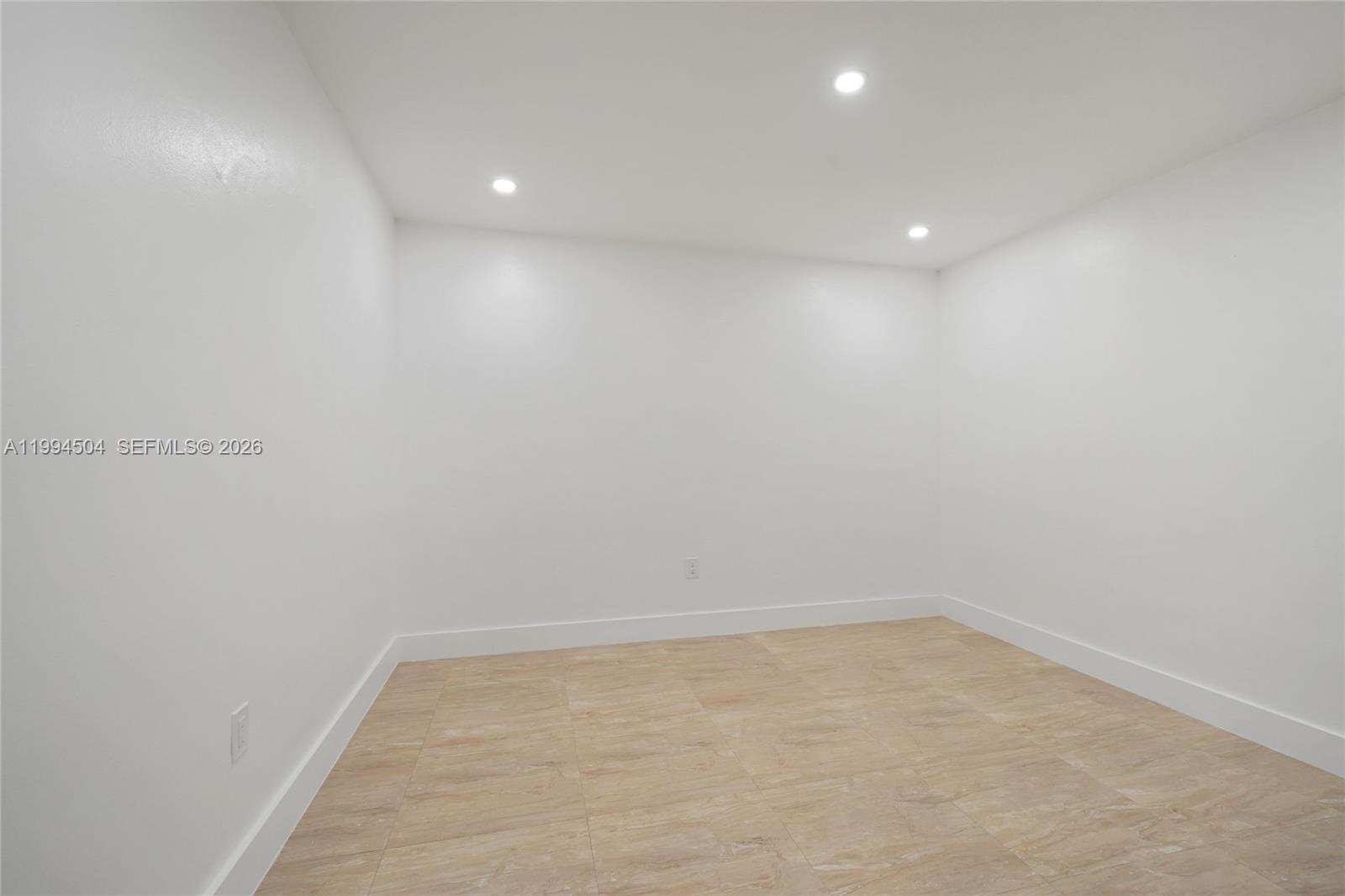   /  2495 sq. ft. $ 2026-04-03 0 Photo
