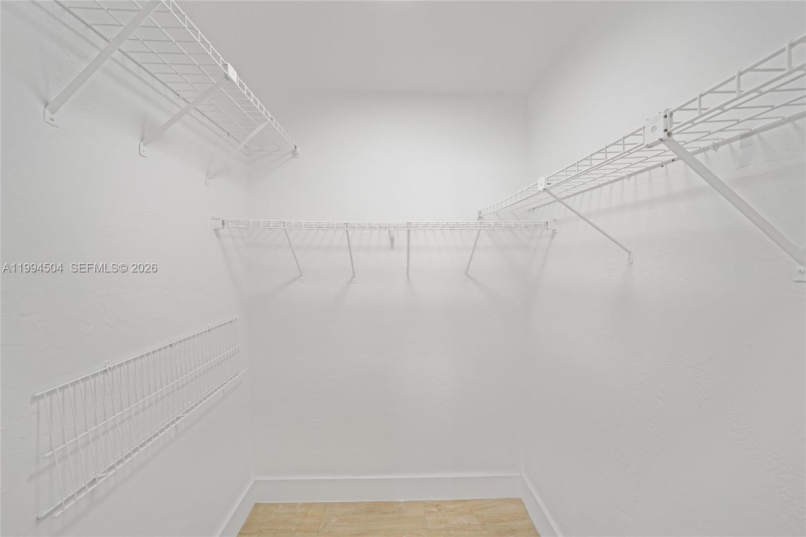   /  2495 sq. ft. $ 2026-04-03 0 Photo