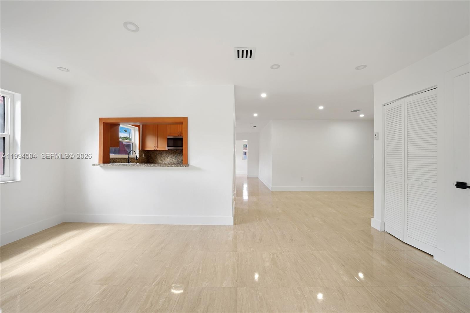   /  2495 sq. ft. $ 2026-04-03 0 Photo