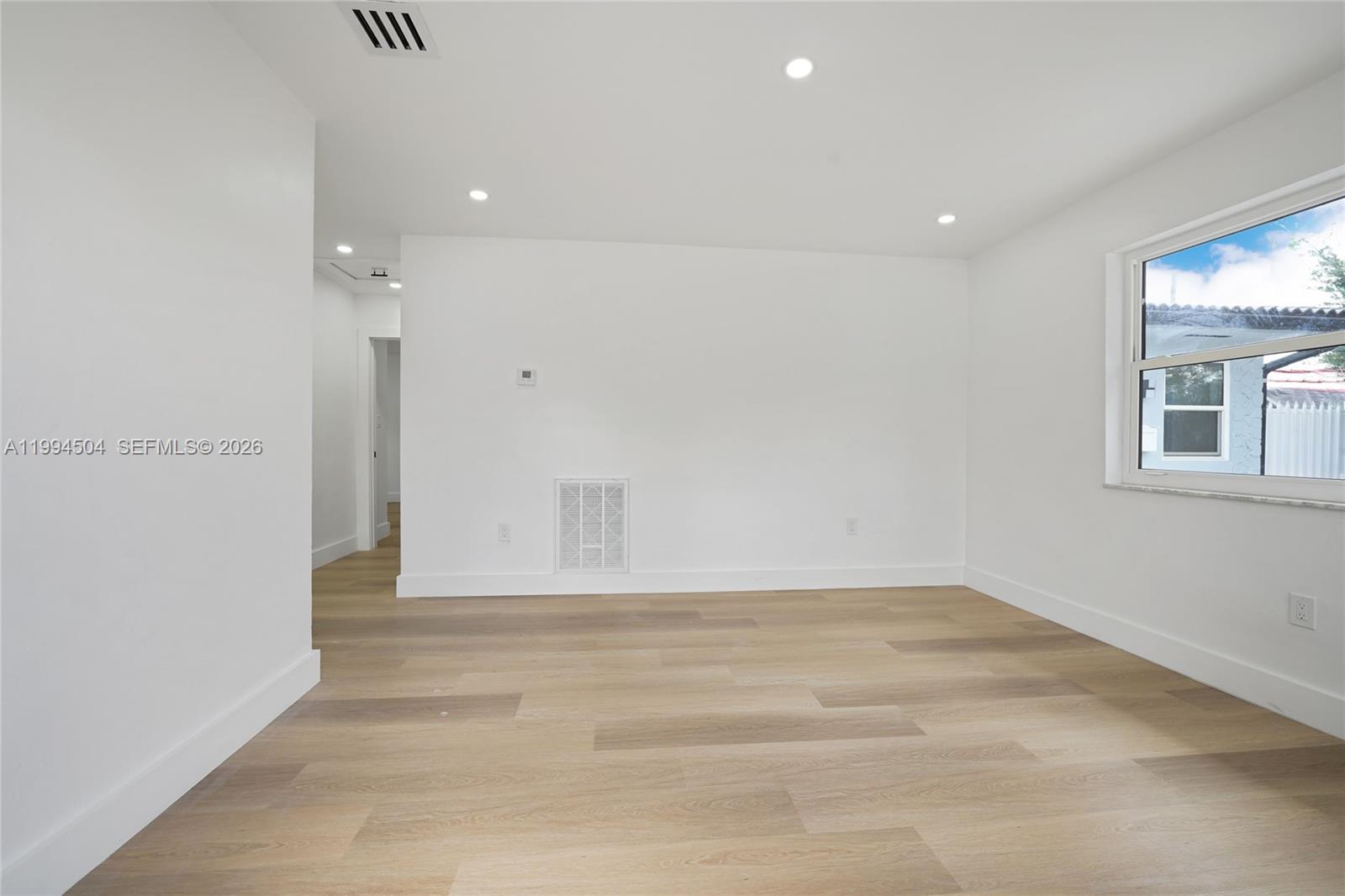   /  2495 sq. ft. $ 2026-04-03 0 Photo