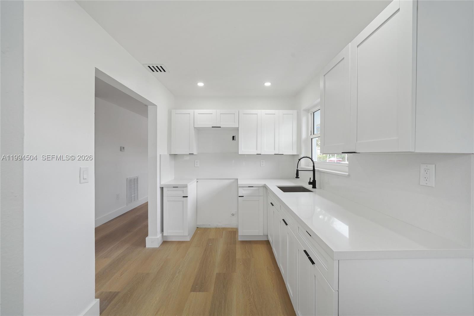   /  2495 sq. ft. $ 2026-04-03 0 Photo