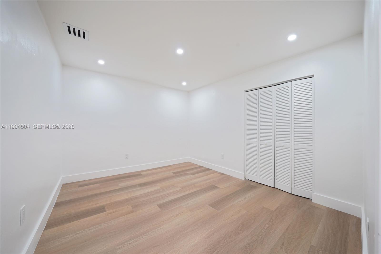   /  2495 sq. ft. $ 2026-04-03 0 Photo