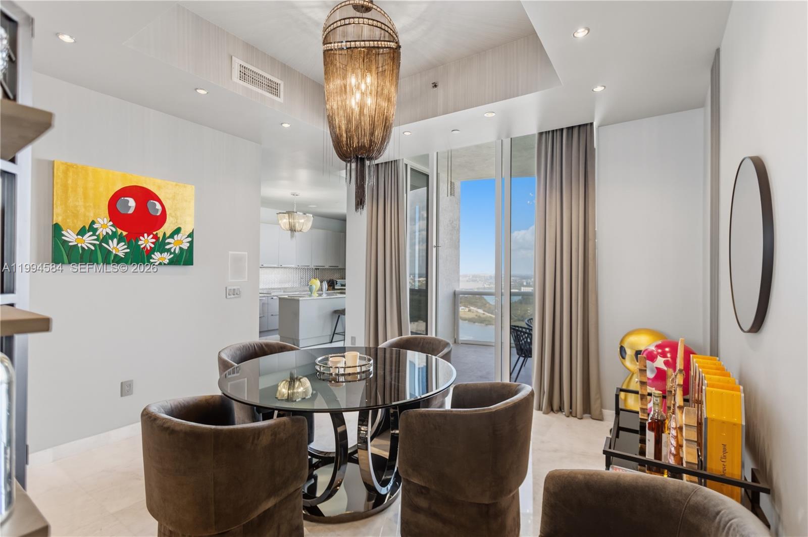 4004 3 / 4 2558 sq. ft. $ 2026-04-03 0 Photo