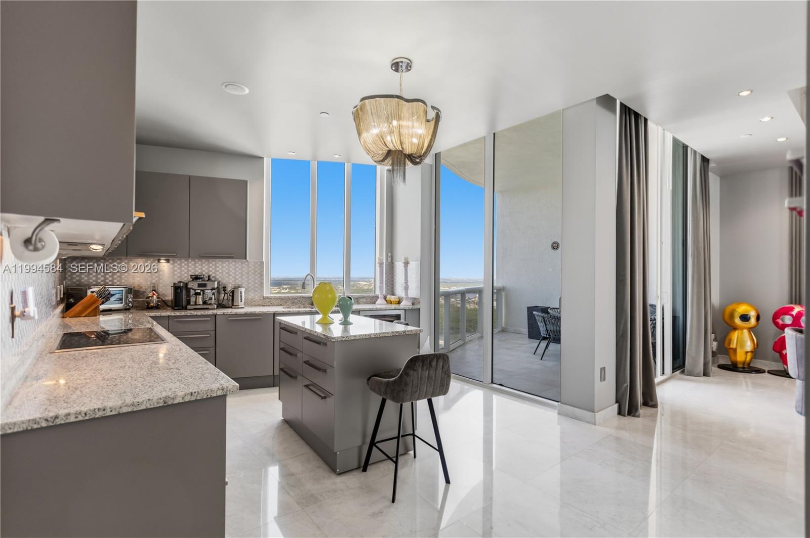 4004 3 / 4 2558 sq. ft. $ 2026-04-03 0 Photo