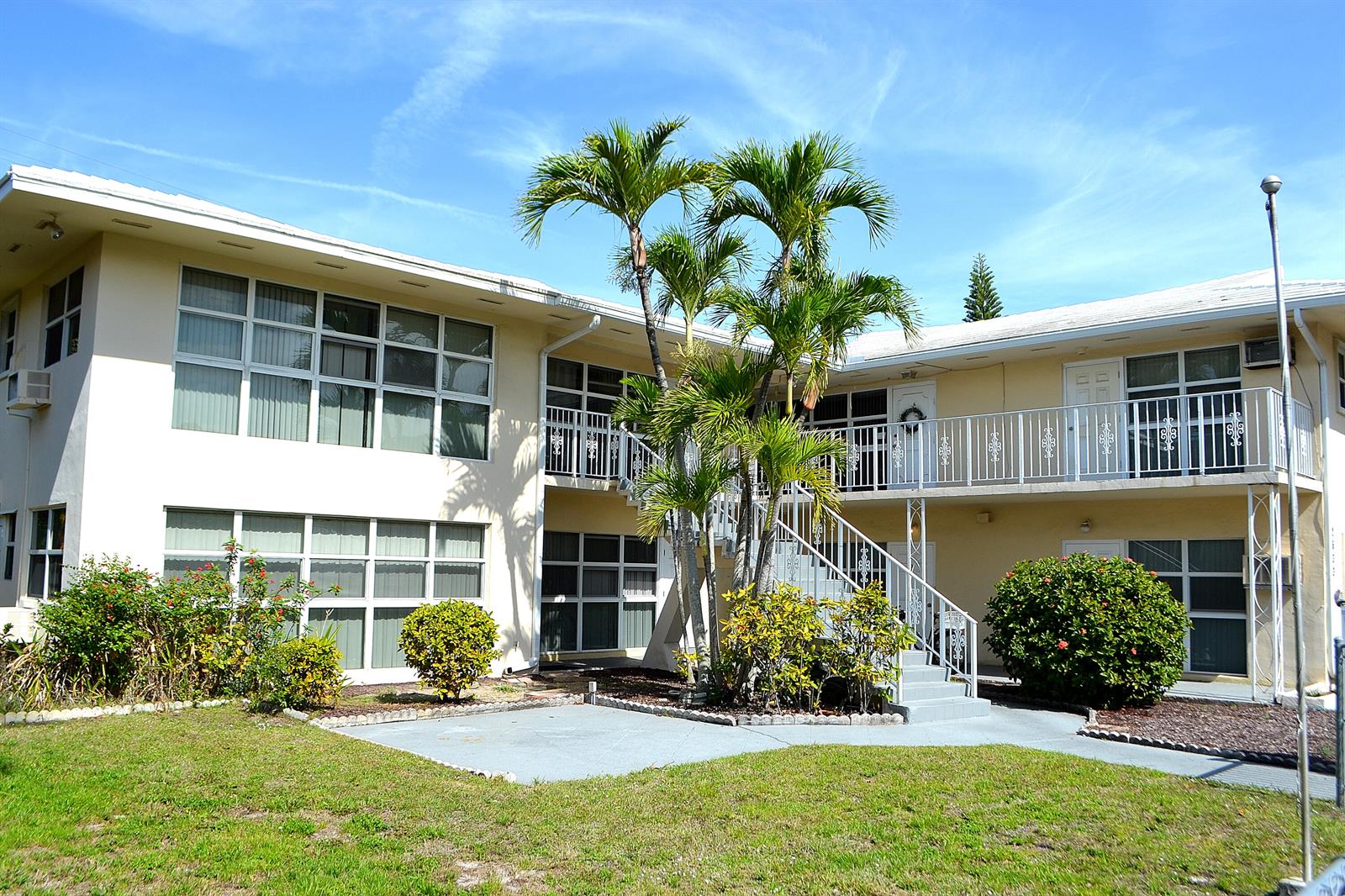 See details 1-6 / 0 sq. ft. $ 2026-06-06 0 Photo