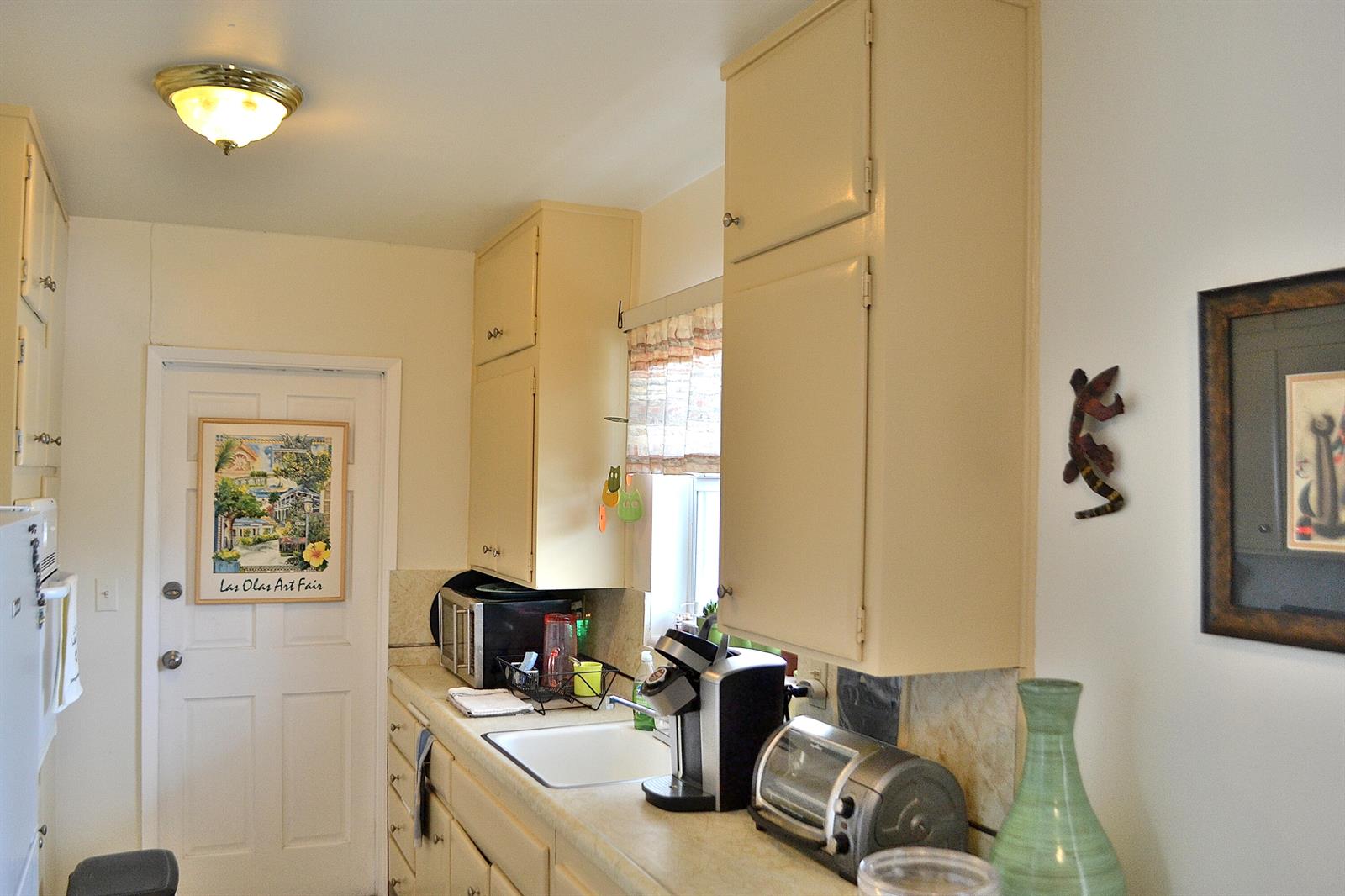See details 1-6 / 0 sq. ft. $ 2026-06-06 0 Photo