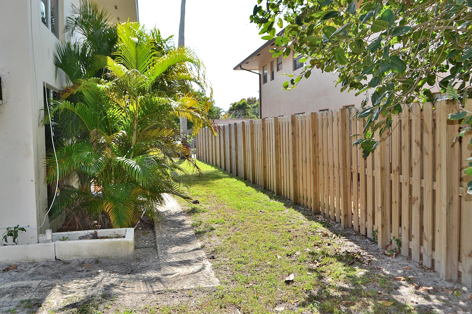 See details 1-6 / 0 sq. ft. $ 2026-06-06 0 Photo