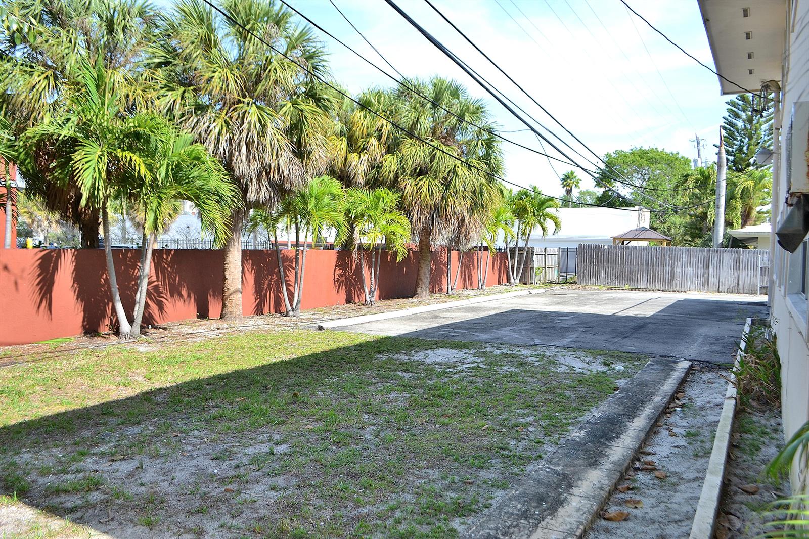 See details 1-6 / 0 sq. ft. $ 2026-06-06 0 Photo