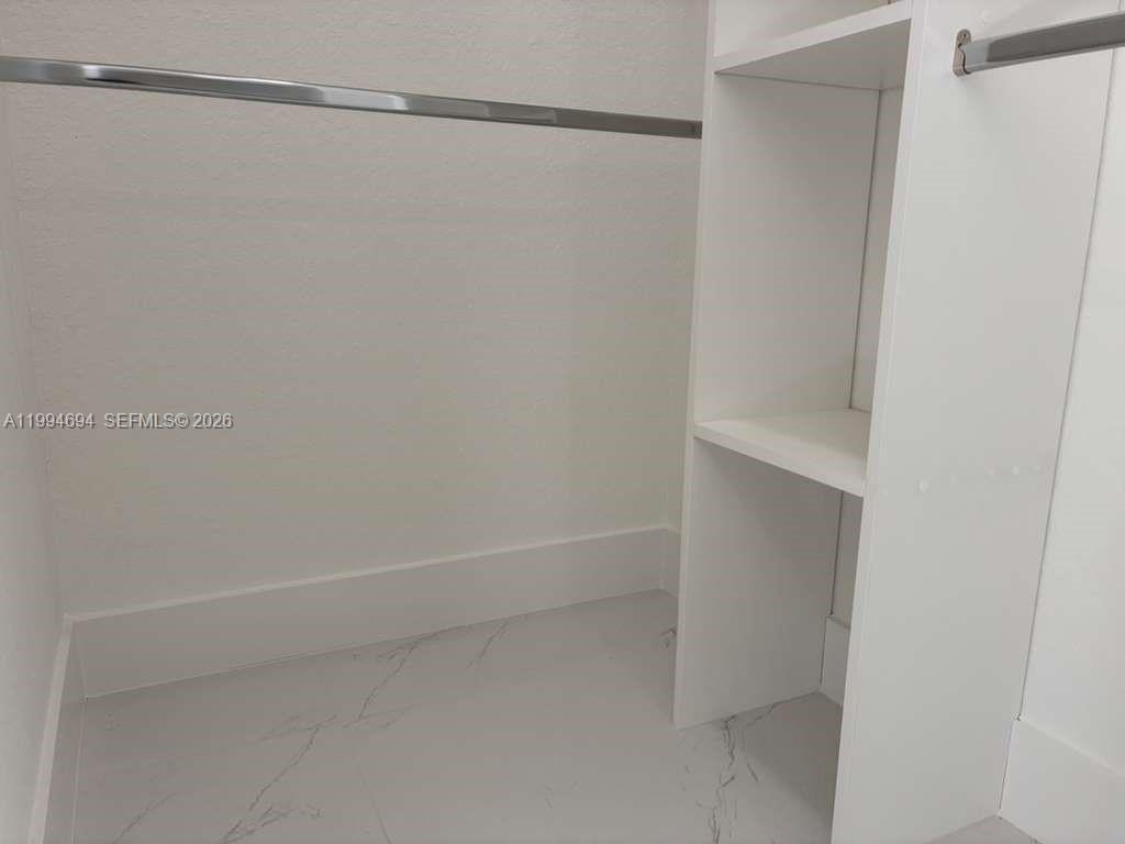 6045 3 / 3 1571 sq. ft. $ 2026-04-03 0 Photo