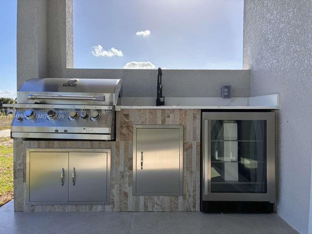 6045 3 / 3 1571 sq. ft. $ 2026-04-03 0 Photo