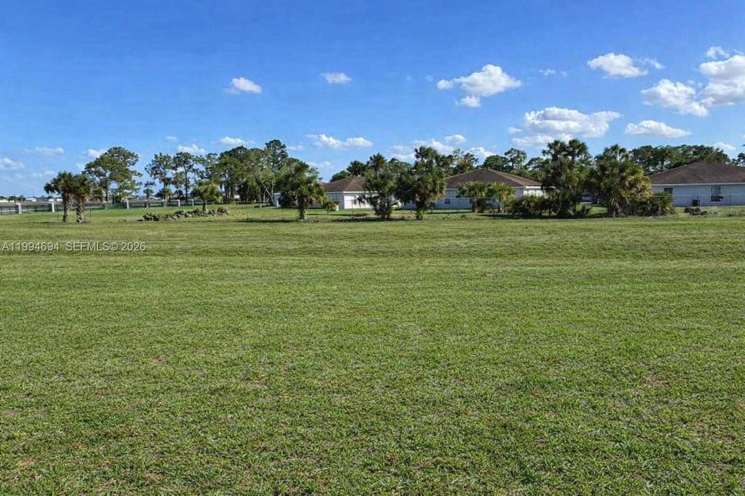 6045 3 / 3 1571 sq. ft. $ 2026-04-03 0 Photo