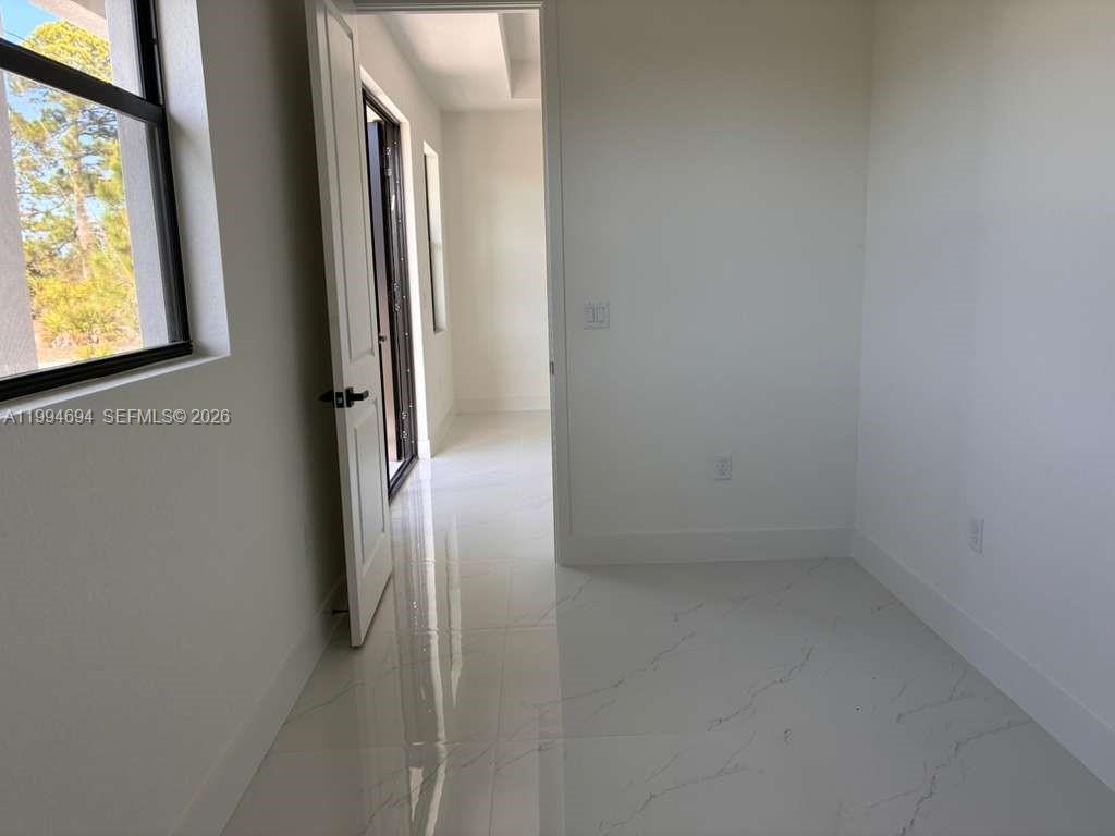 6045 3 / 3 1571 sq. ft. $ 2026-04-03 0 Photo