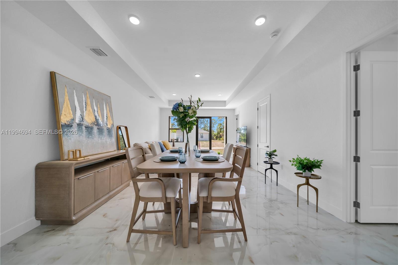 See details 6045 3 / 3 1571 sq. ft. $ 2026-04-03 0 Photo