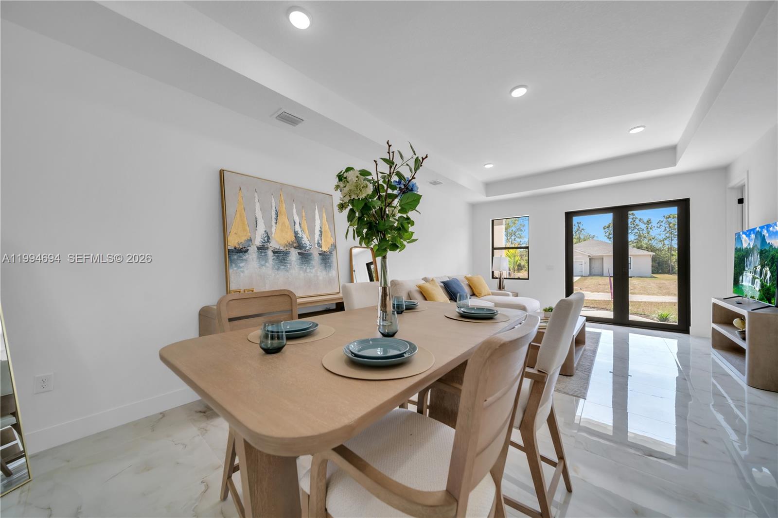 See details 6045 3 / 3 1571 sq. ft. $ 2026-04-03 0 Photo