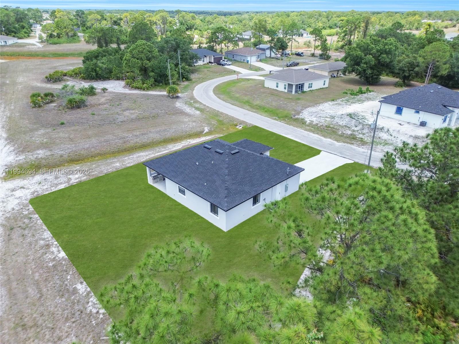 See details 6045 3 / 3 1571 sq. ft. $ 2026-04-03 0 Photo