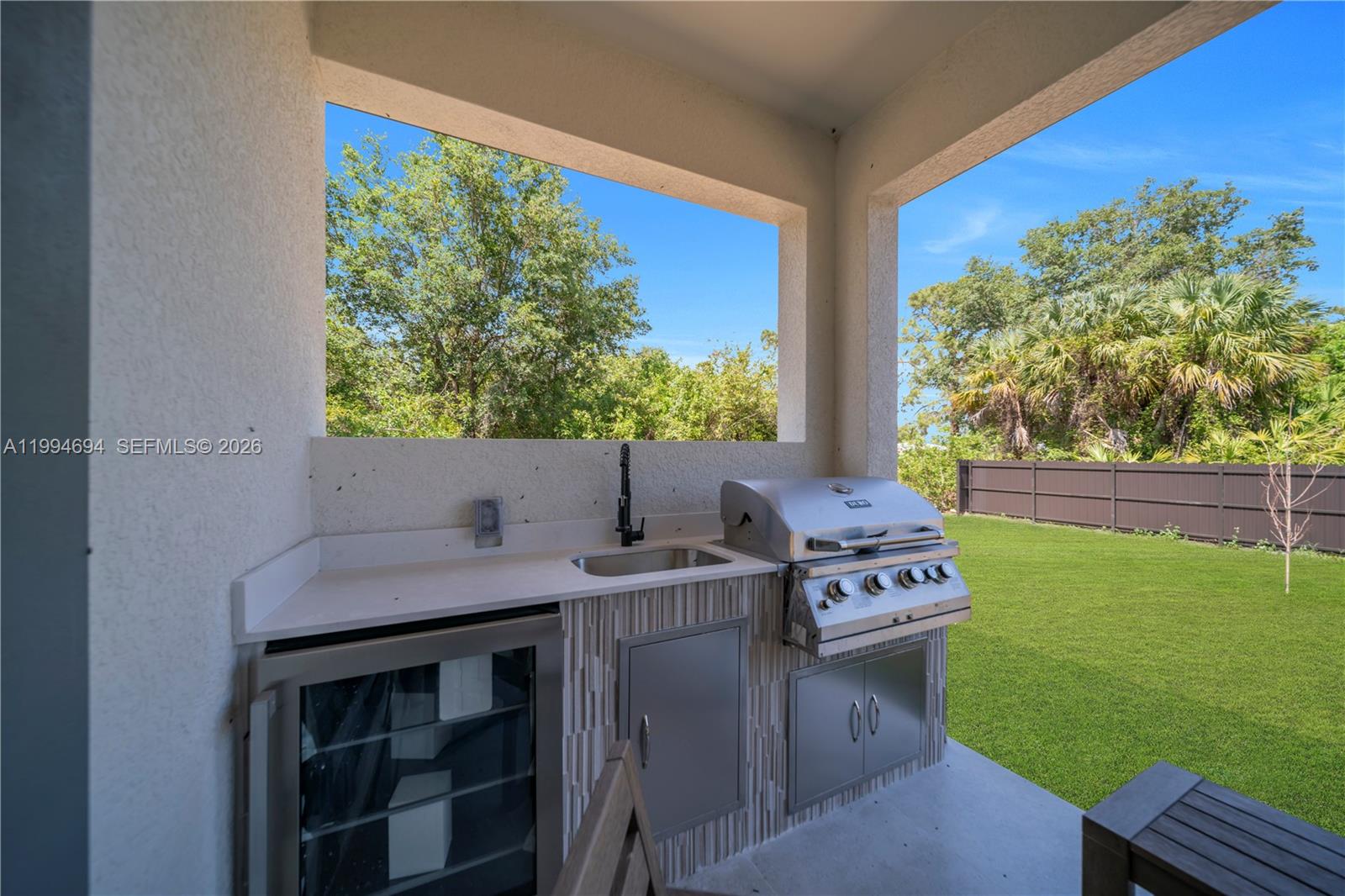 See details 6045 3 / 3 1571 sq. ft. $ 2026-04-03 0 Photo