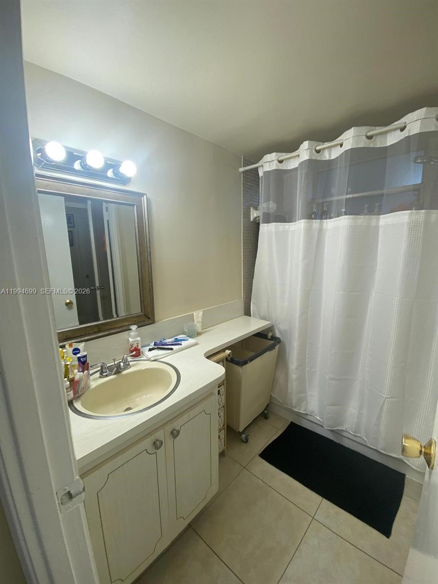 304 1 / 1 686 sq. ft. $ 2026-04-03 0 Photo