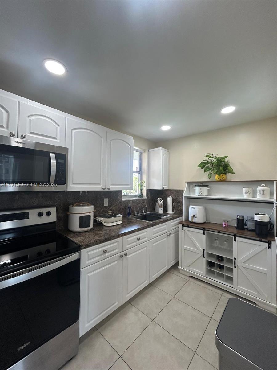 304 1 / 1 686 sq. ft. $ 2026-04-03 0 Photo