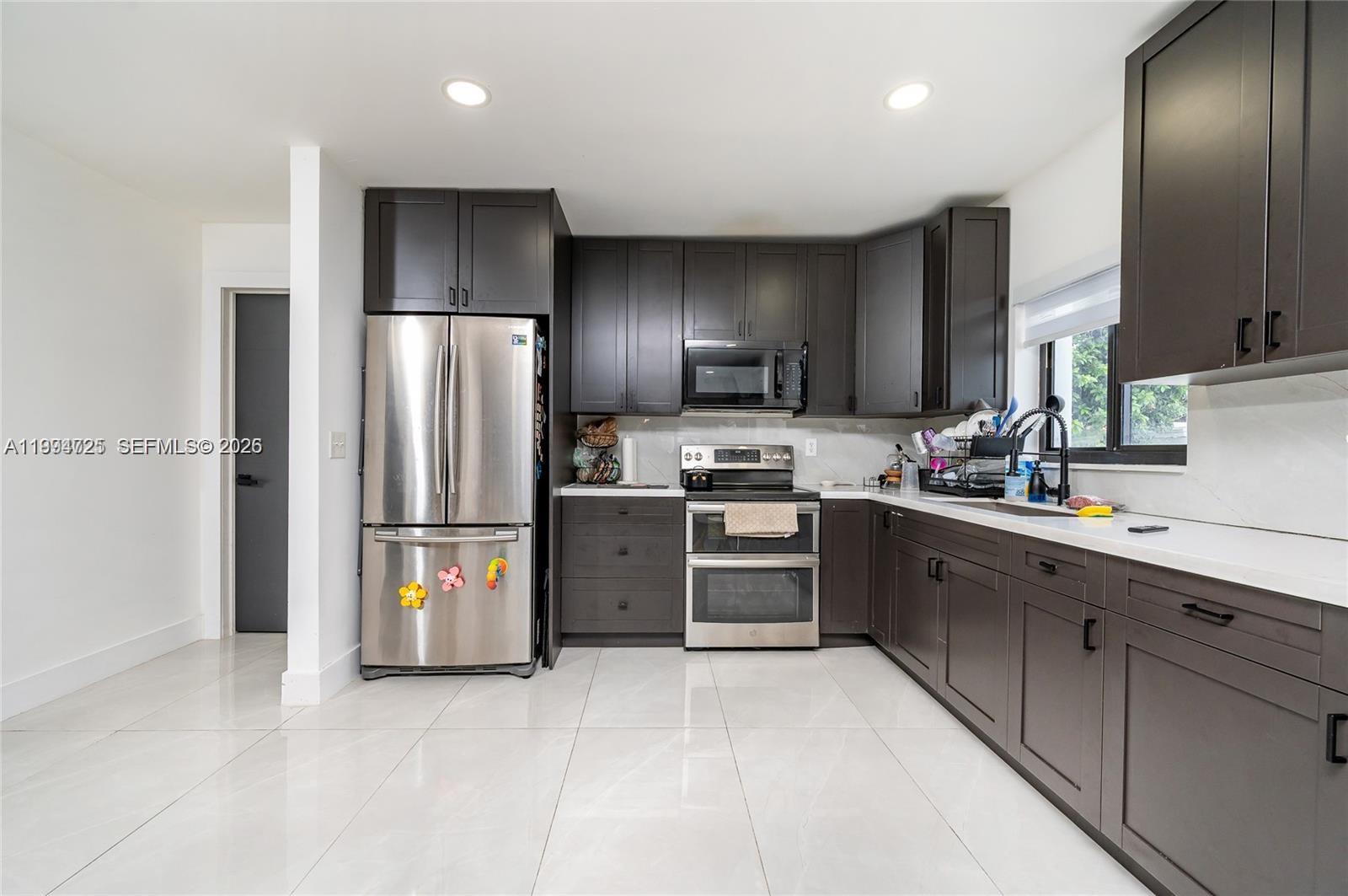   /  1613 sq. ft. $ 2026-04-07 0 Photo