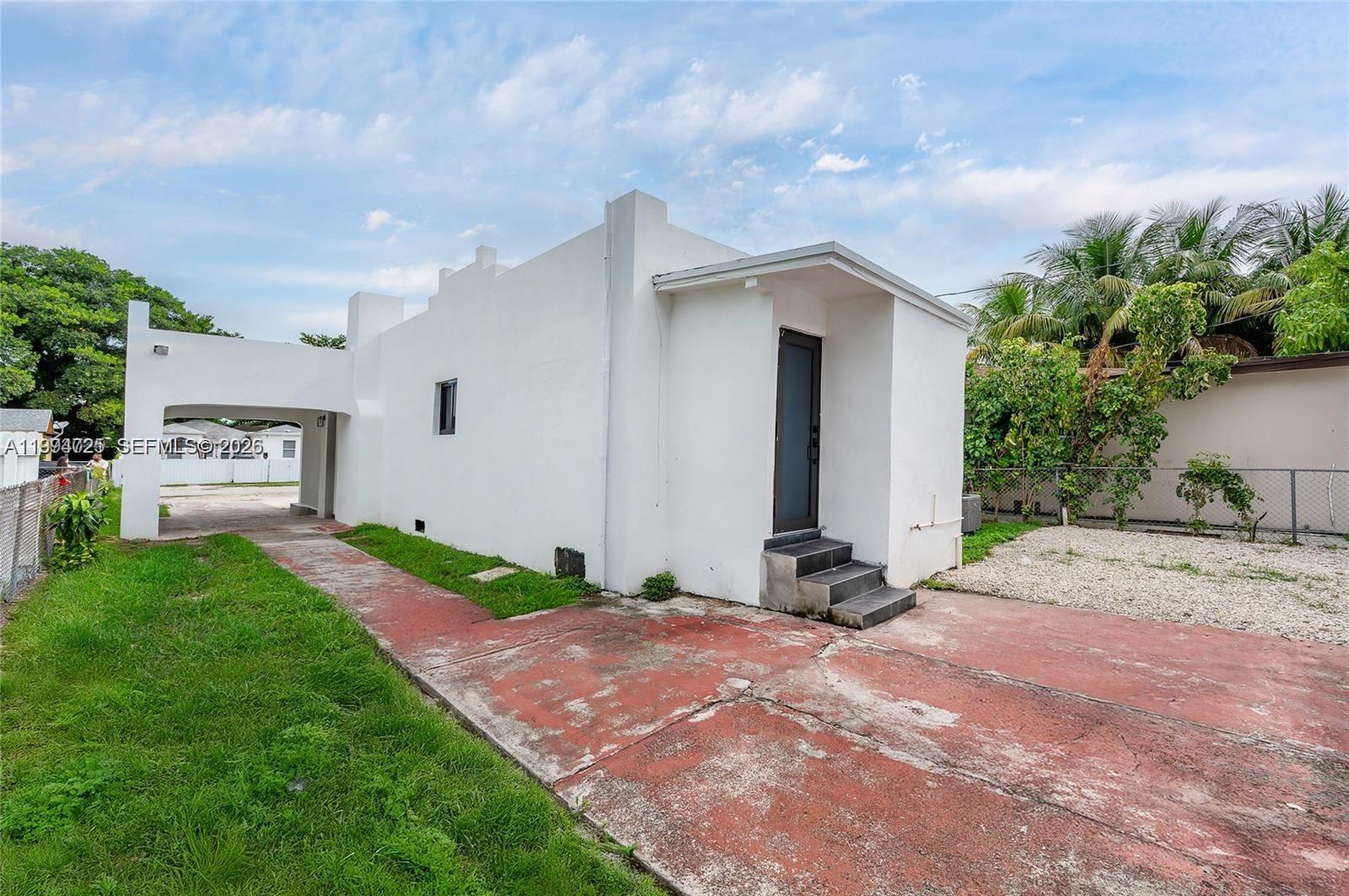   /  1613 sq. ft. $ 2026-04-07 0 Photo