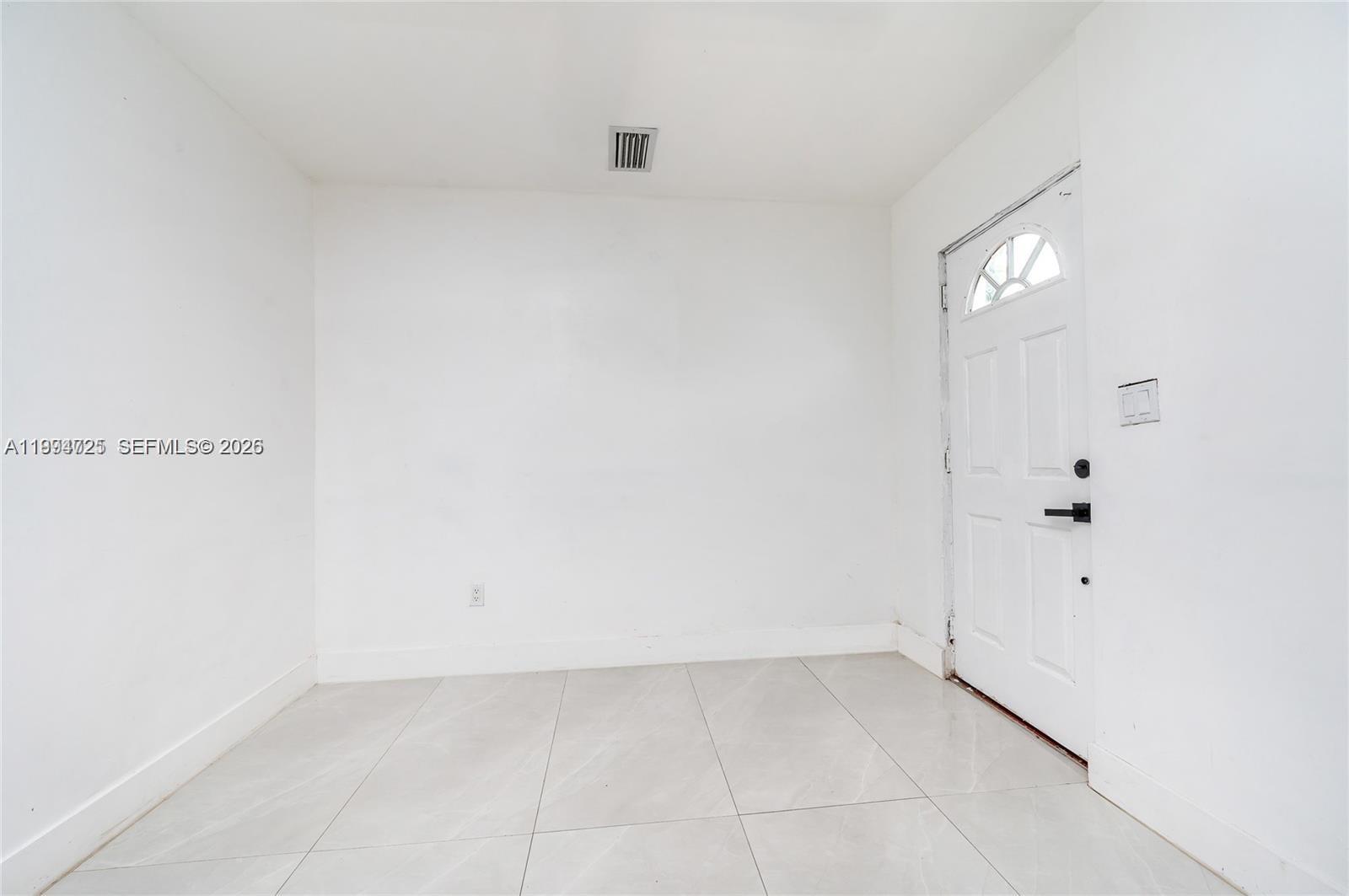   /  1613 sq. ft. $ 2026-04-07 0 Photo