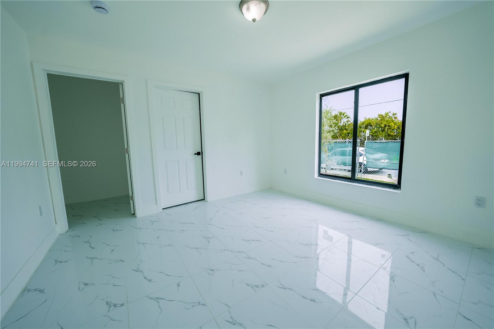   /  2334 sq. ft. $ 2026-04-22 0 Photo