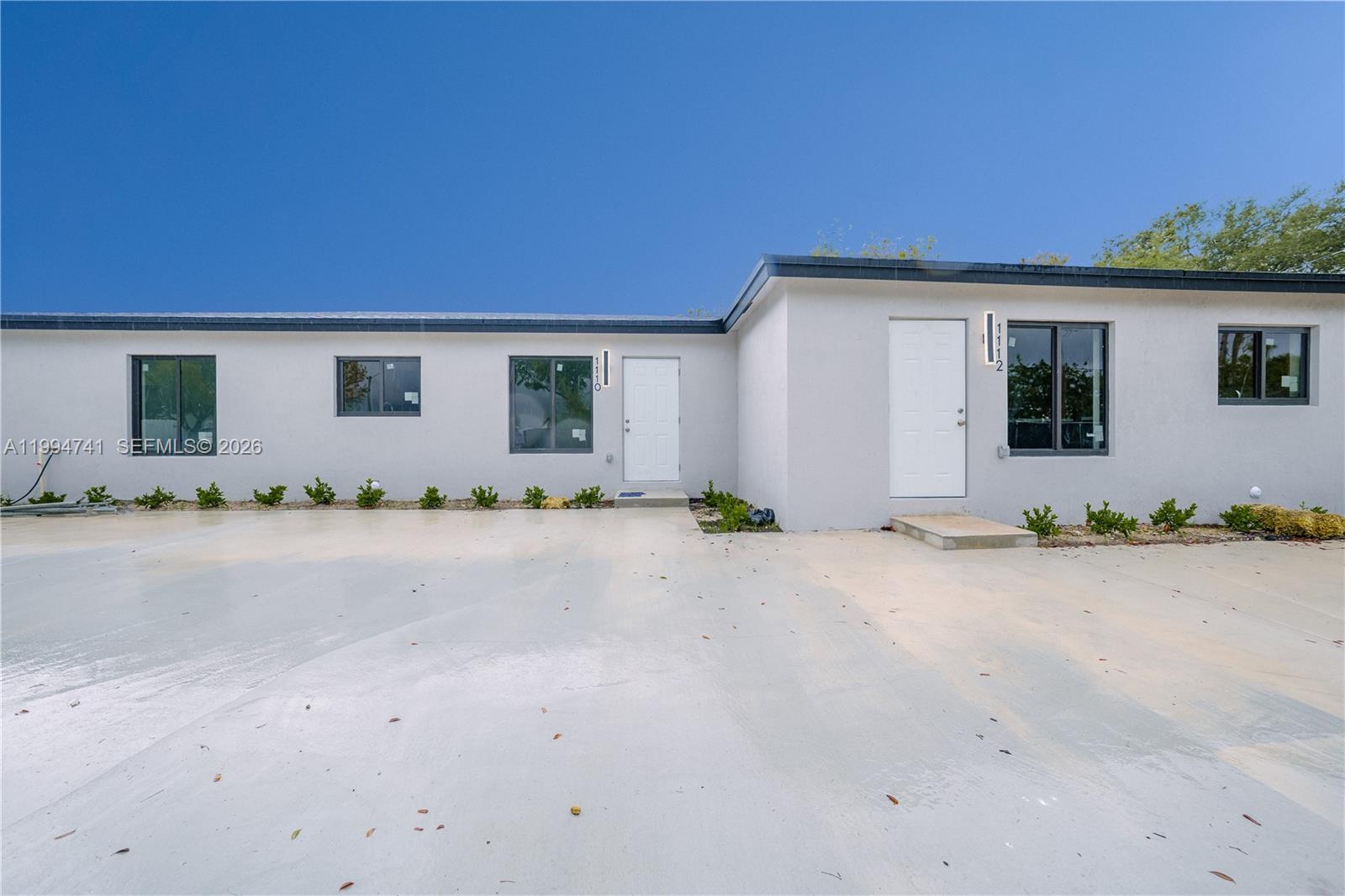   /  2334 sq. ft. $ 2026-04-22 0 Photo