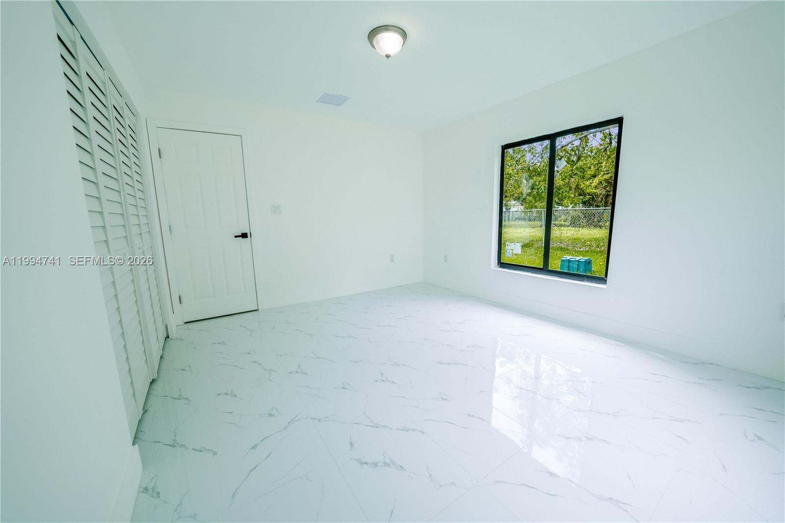   /  2334 sq. ft. $ 2026-04-22 0 Photo
