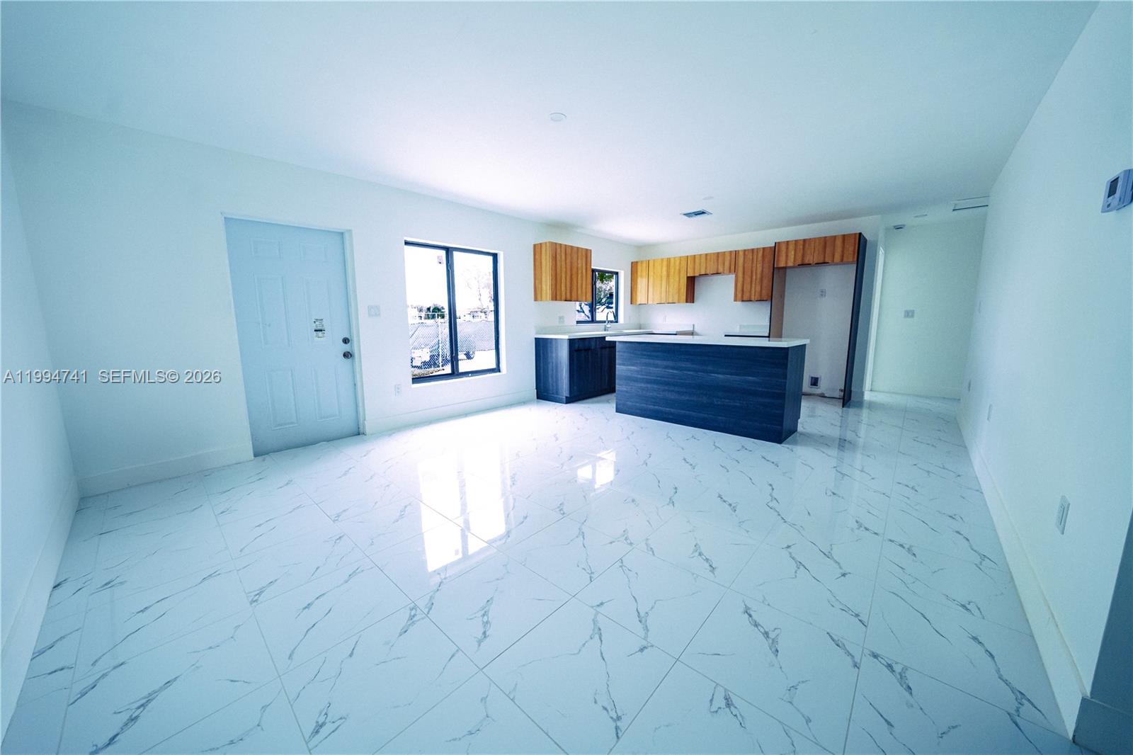   /  2334 sq. ft. $ 2026-04-22 0 Photo