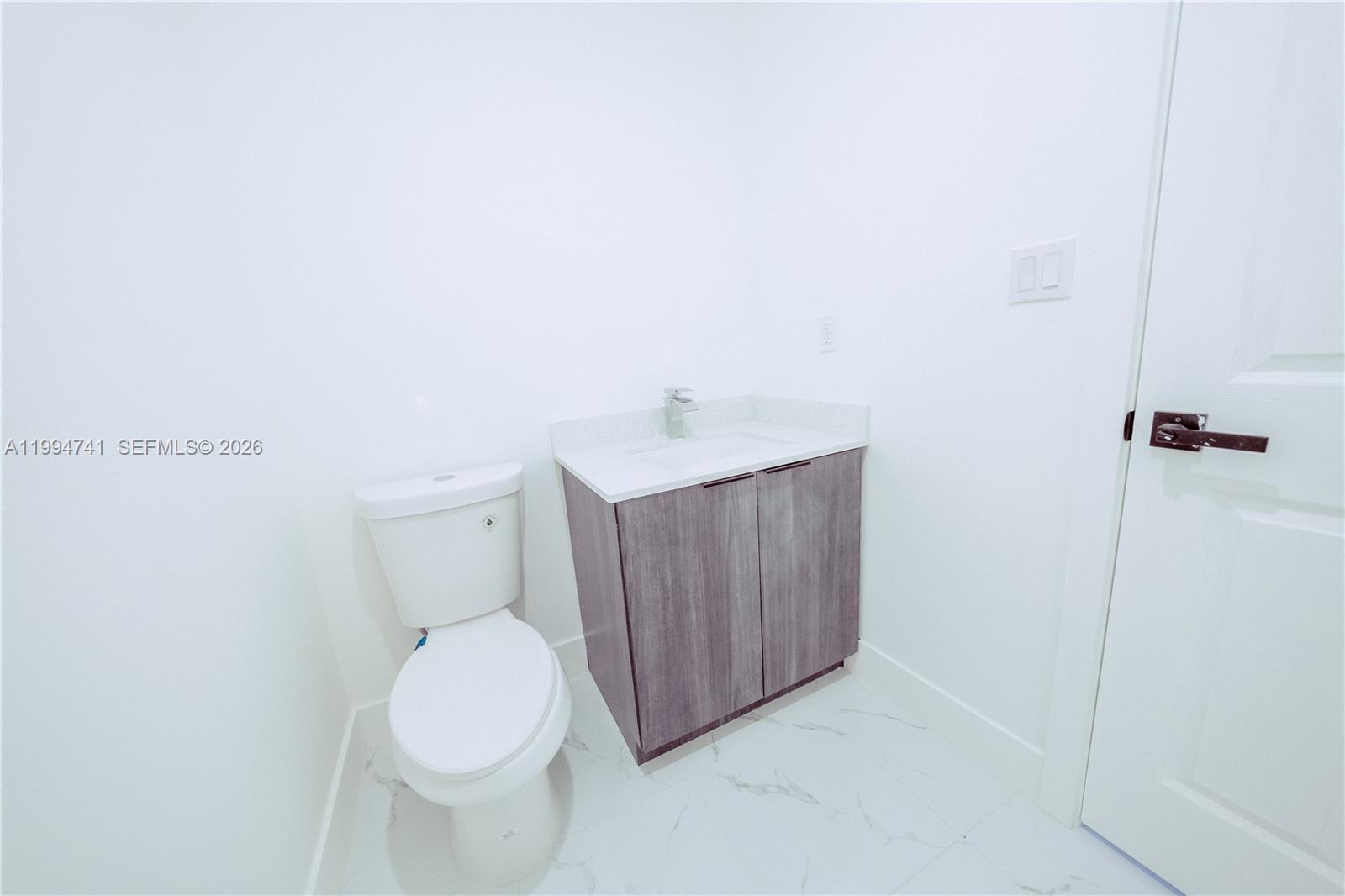   /  2334 sq. ft. $ 2026-04-22 0 Photo