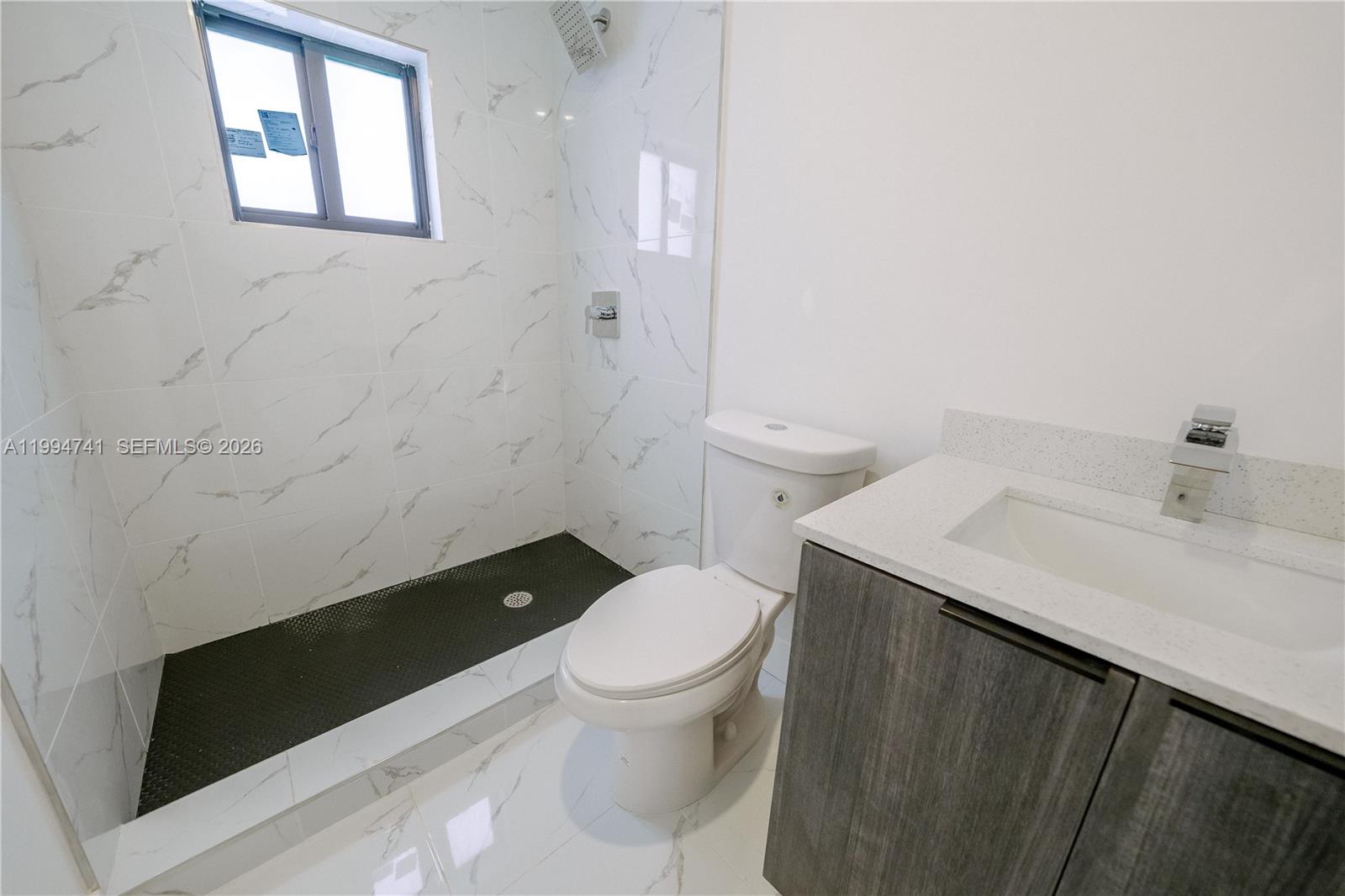  /  2334 sq. ft. $ 2026-04-22 0 Photo