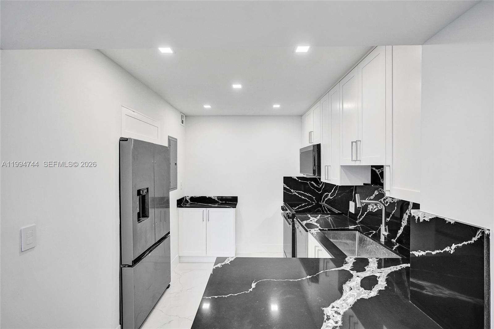 Photo of 3625 Country Club Dr  #2310, Aventura, Florida, 33180 - 