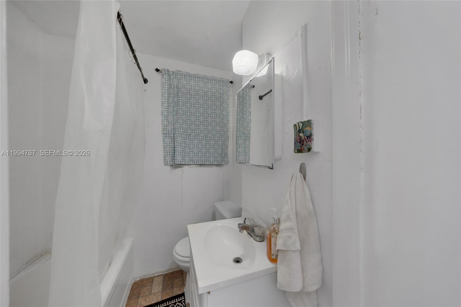   /  1926 sq. ft. $ 2026-04-03 0 Photo