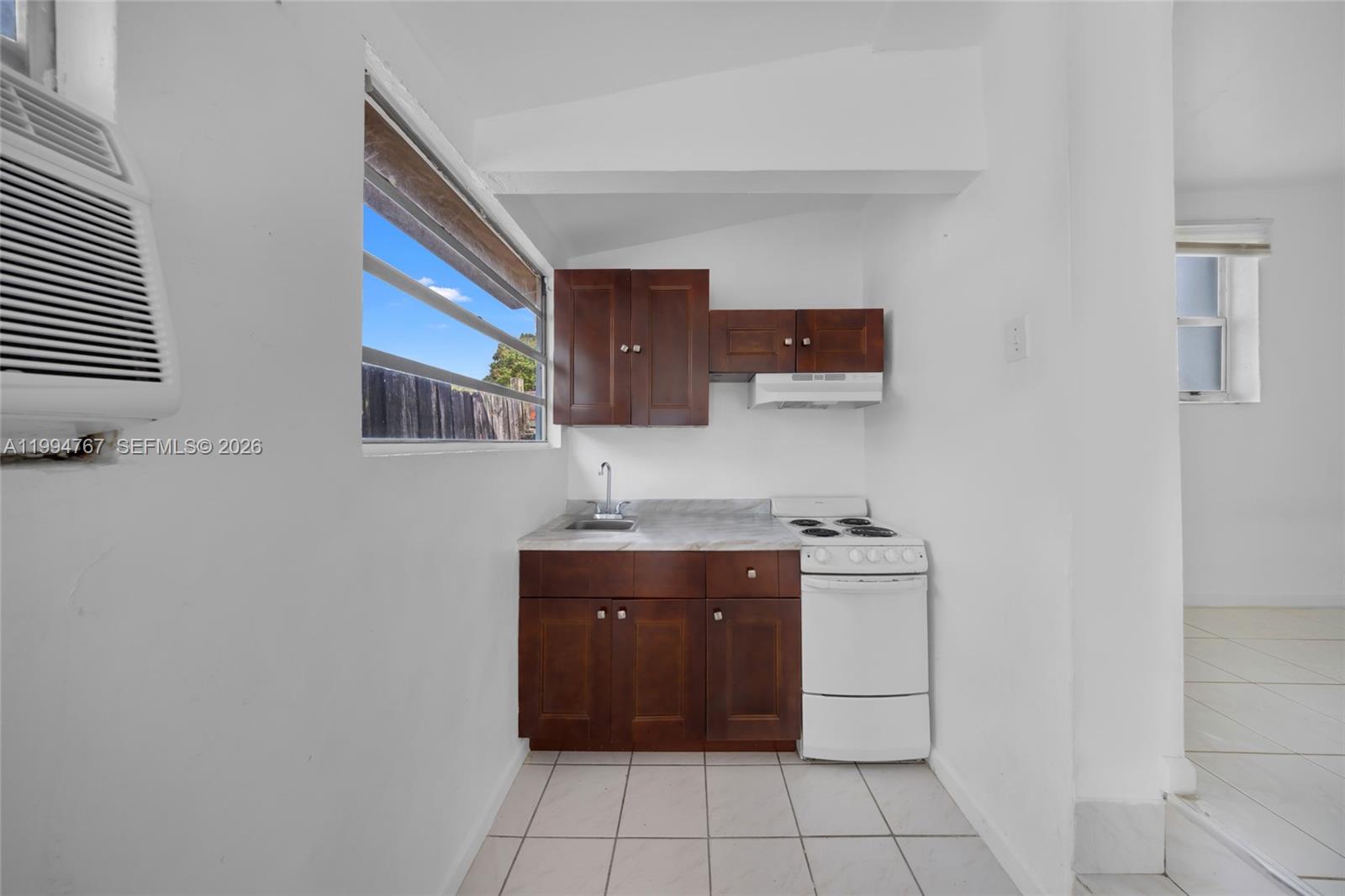   /  1926 sq. ft. $ 2026-04-03 0 Photo