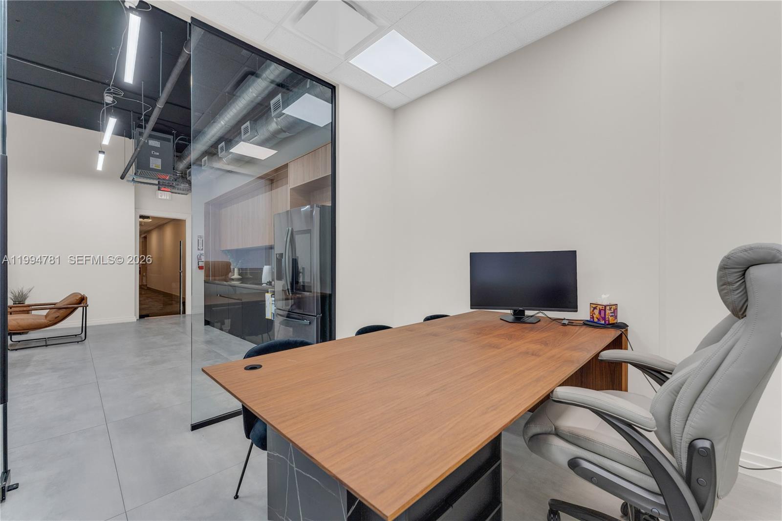 1009  /   sq. ft. $ 2026-04-03 0 Photo