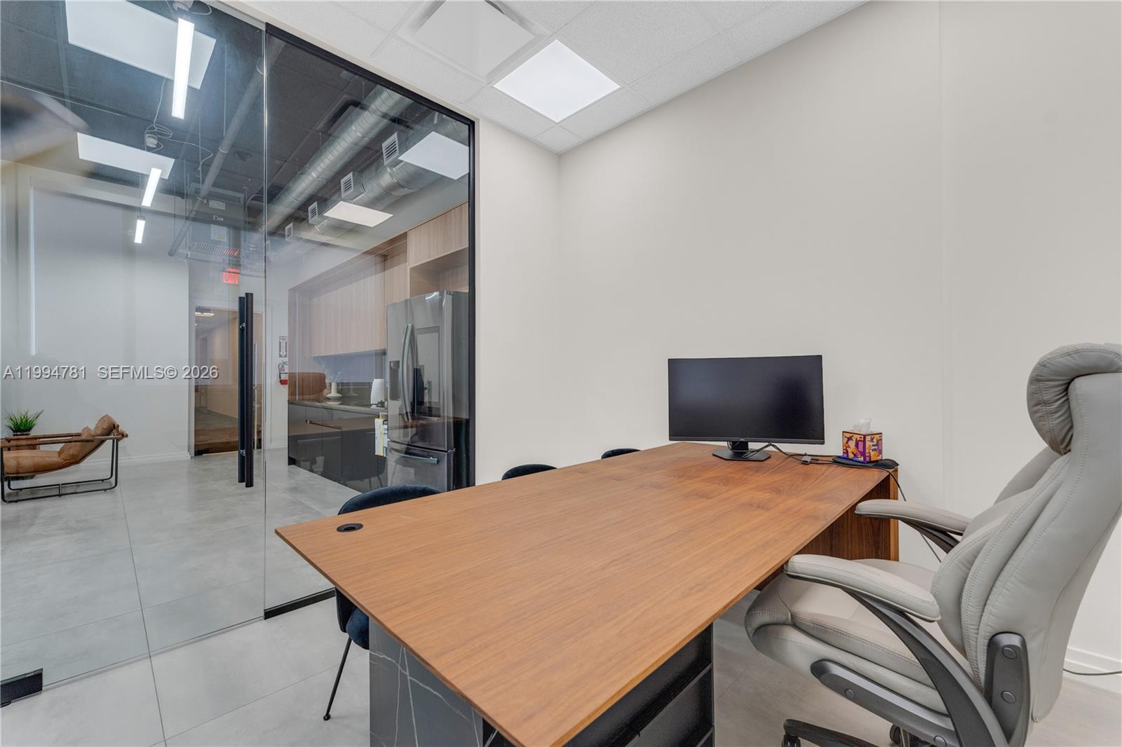 1009  /   sq. ft. $ 2026-04-03 0 Photo