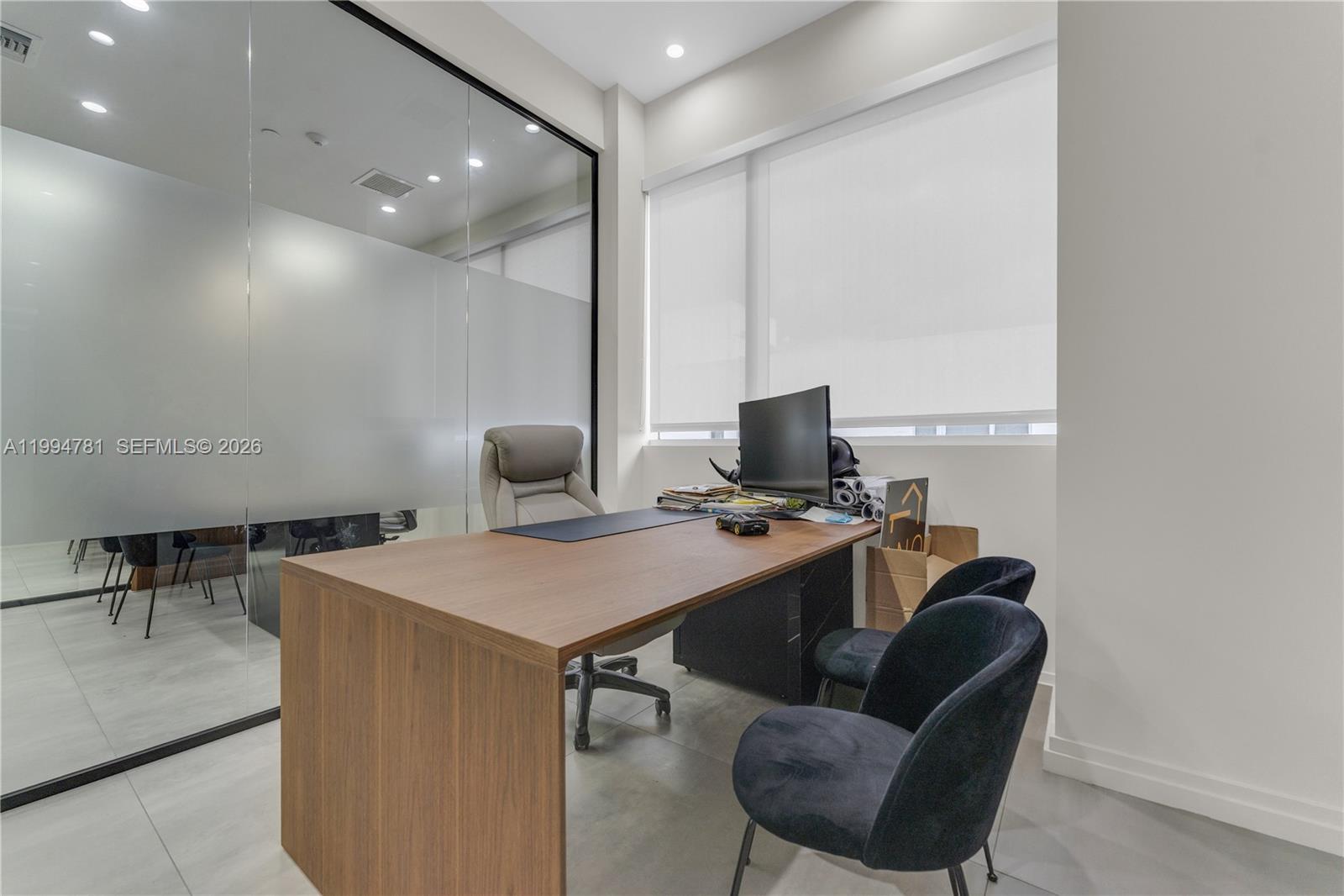 1009  /   sq. ft. $ 2026-04-03 0 Photo